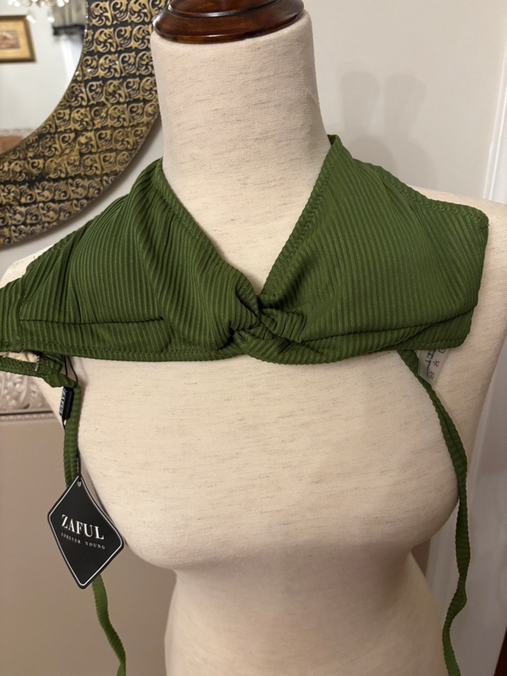 Zaful Olive Green Ribbed bikini top size XS new not worn